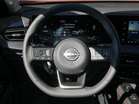 New 2026 Nissan Kicks SR w/ Cold Weather Package image 6