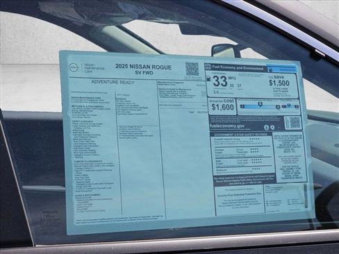 Used 2025 Nissan Rogue SV FWD image 16
