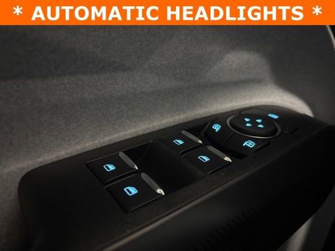 New 2025 Ford Maverick XLT w/ XLT Luxury Package FWD image 24