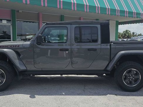 Used 2022 Jeep Gladiator Rubicon w/ Dual Top Group AWD/4WD image 2