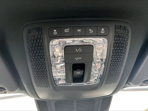 Used 2024 Mercedes-Benz GLE 350 4MATIC image 36