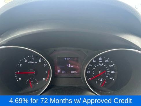 Used 2019 Kia Sedona L image 14