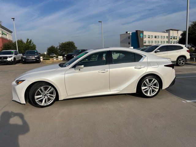 Used 2023 Lexus IS 300 w/ Comfort Package RWD image 4