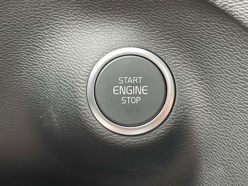 New 2025 Volvo XC40 B5 Ultra w/ Protection Package image 25