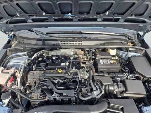 Used 2023 Toyota Corolla LE image 28