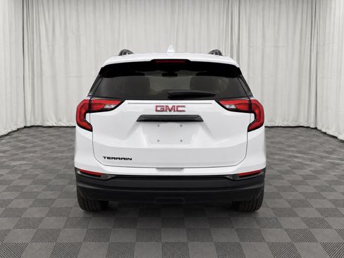 Used 2020 GMC Terrain SLT w/ Preferred Package FWD image 4