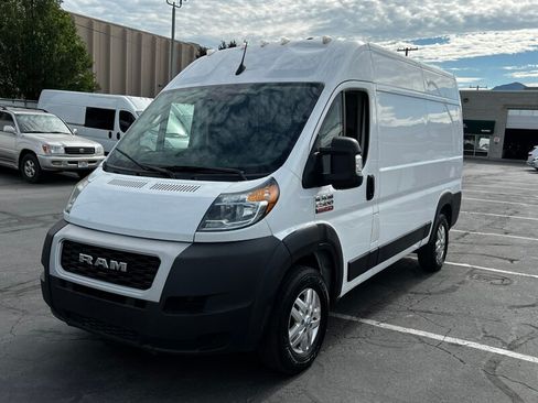 Used 2022 RAM ProMaster 2500 FWD image 3