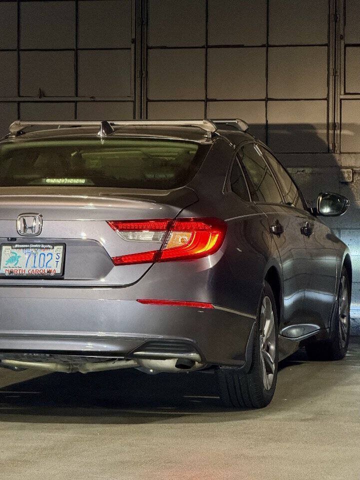 Used 2018 Honda Accord EX-L image 9