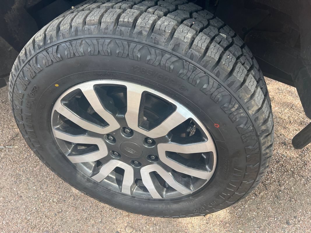 Used 2019 Ford Ranger XLT w/ Equipment Group 302A Luxury AWD/4WD image 9