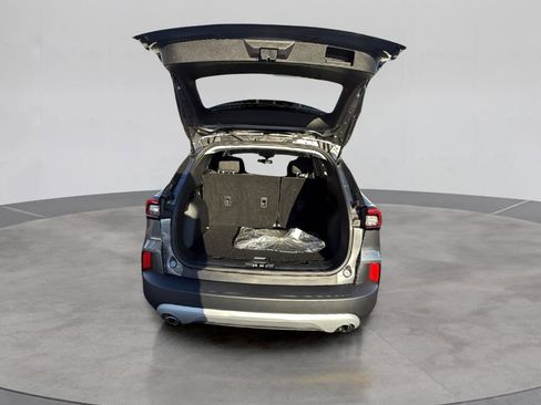 Used 2025 Ford Escape Active w/ Cold Weather Package image 19