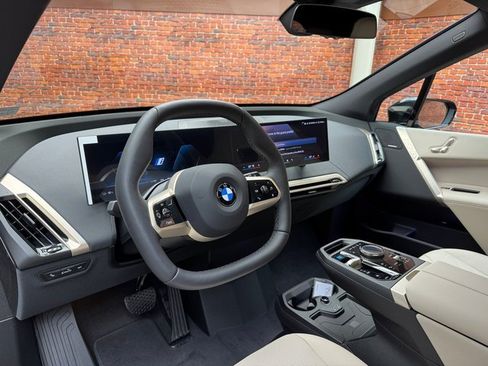 New 2026 BMW iX xDrive45 image 12