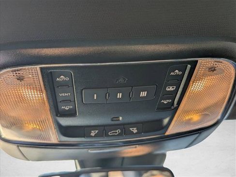 Used 2020 Jeep Grand Cherokee High Altitude AWD/4WD image 24