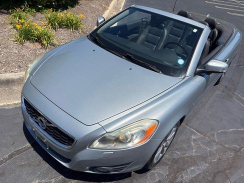 Used 2011 Volvo C70 T5 FWD image 5