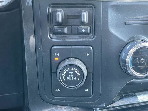 Used 2022 Ford F150 Lariat w/ Equipment Group 502A High image 26