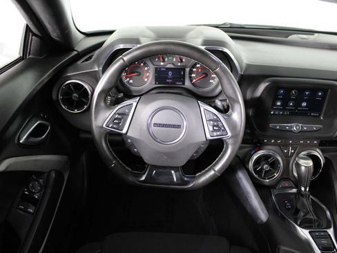 Used 2019 Chevrolet Camaro LT image 6