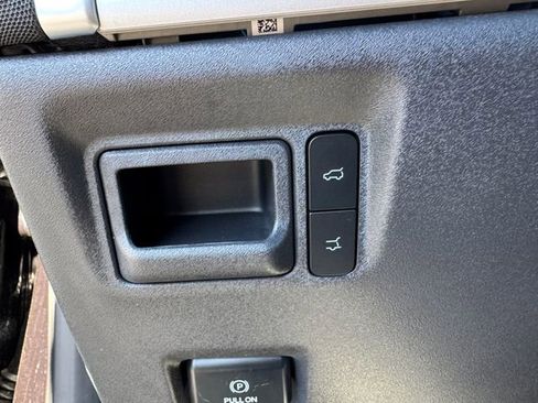 Used 2025 Ford Expedition Max Active image 26