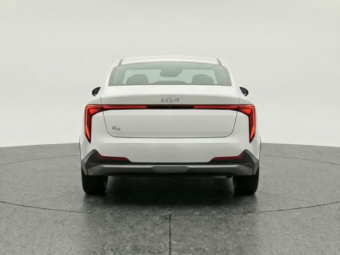 Used 2025 Kia K4 LXS image 7