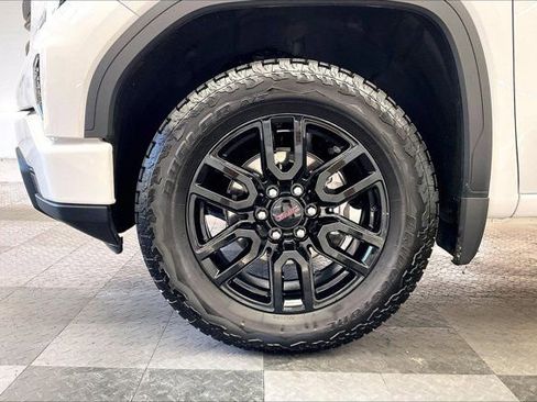 Used 2026 GMC Sierra 1500 Elevation w/ X31 Off-Road Package AWD/4WD image 8