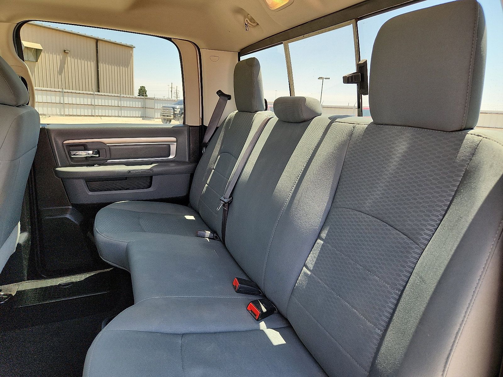 Used 2020 RAM 1500 Classic SLT AWD/4WD image 10