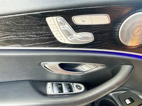 Used 2022 Mercedes-Benz E 350 Sedan w/ Driver Assistance Package image 19