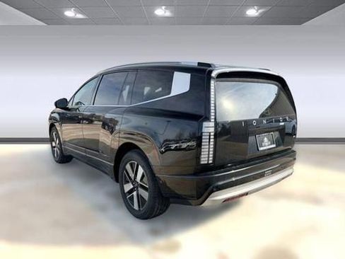 New 2026 Hyundai Ioniq 9 SEL AWD/4WD image 3