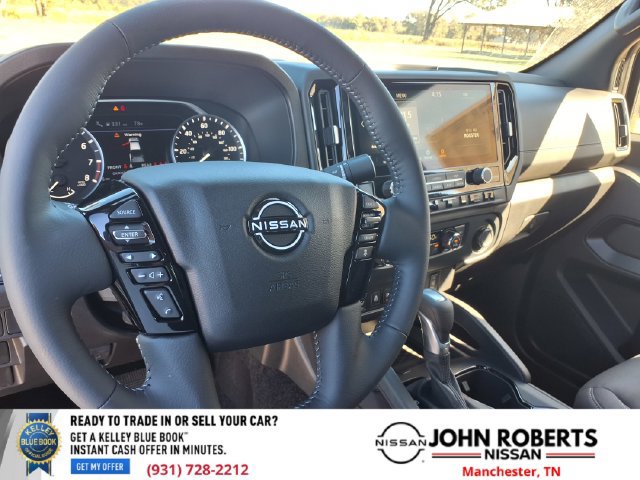 New 2027 Nissan Frontier SV w/ SV Convenience Package AWD/4WD image 4