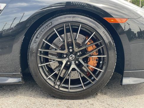 Used 2020 Nissan GT-R Premium w/ Premium Interior Package AWD/4WD image 42