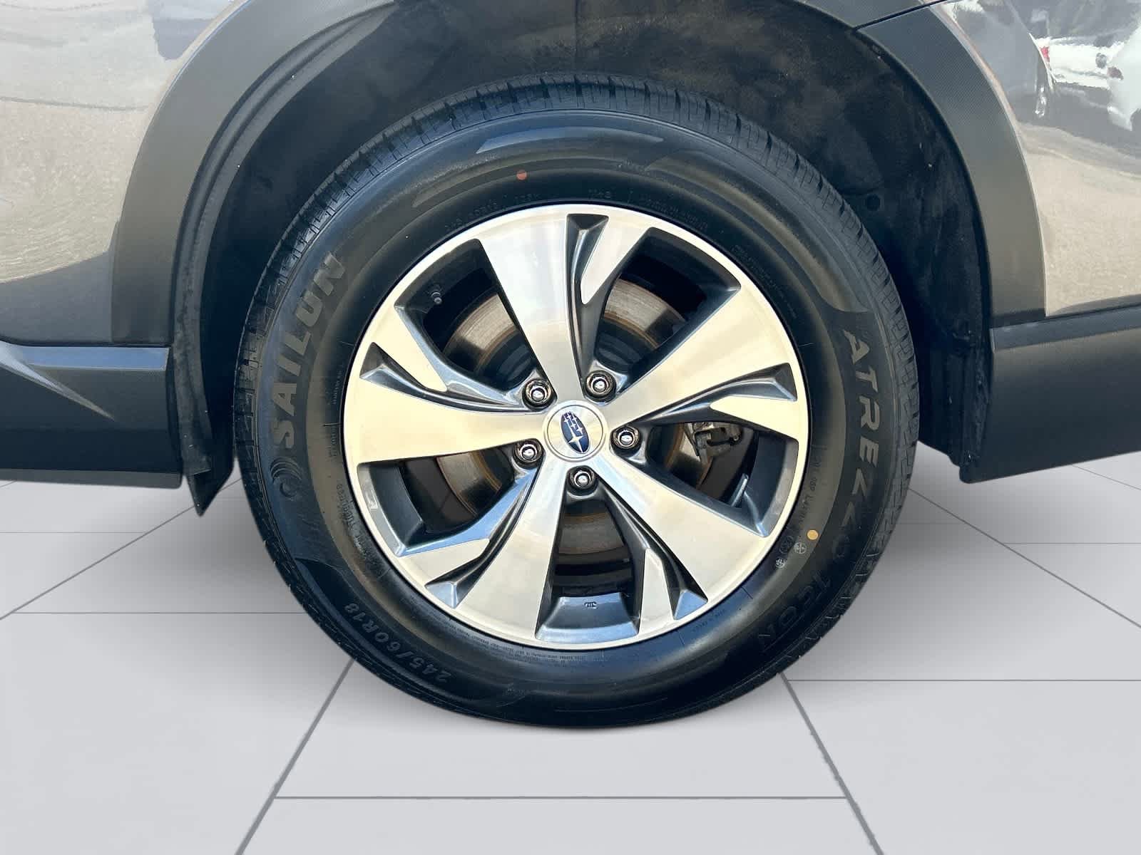 Used 2025 Subaru Ascent Premium AWD/4WD image 10