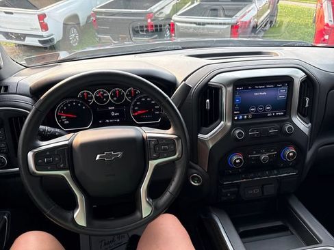Used 2021 Chevrolet Silverado 1500 RST AWD/4WD image 10