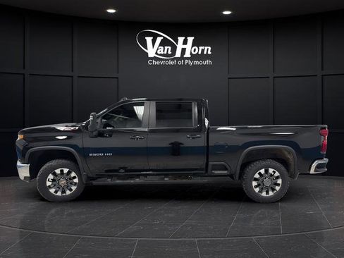 Used 2021 Chevrolet Silverado 2500 LT w/ All Star Edition image 4
