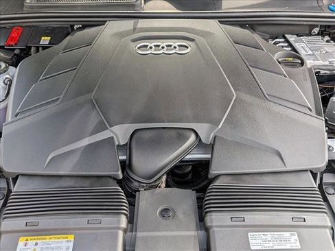 Certified 2025 Audi Q7 Premium Plus image 25
