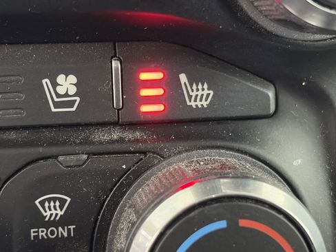 Used 2022 RAM 1500 Laramie image 26