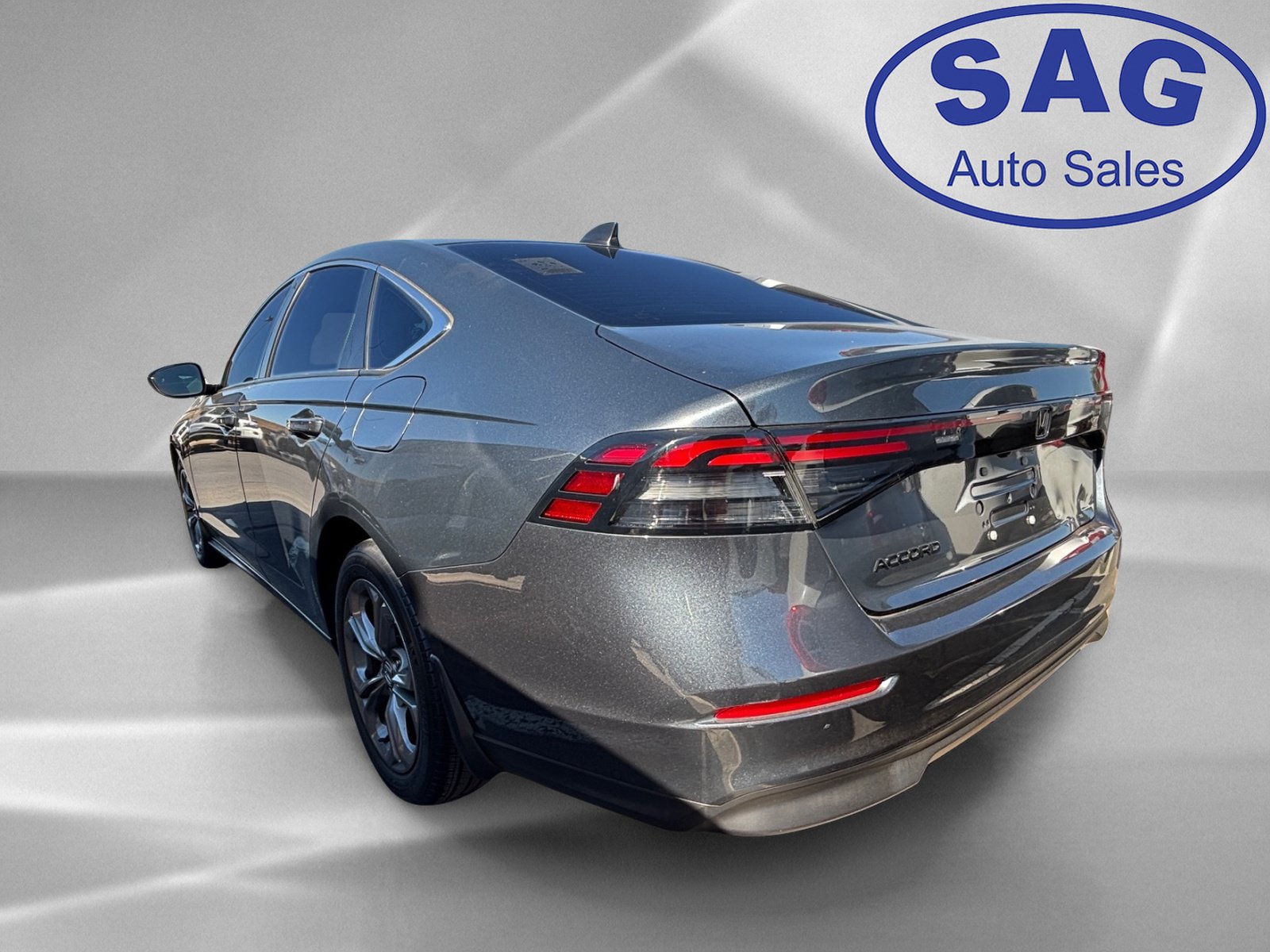 Used 2023 Honda Accord EX image 4