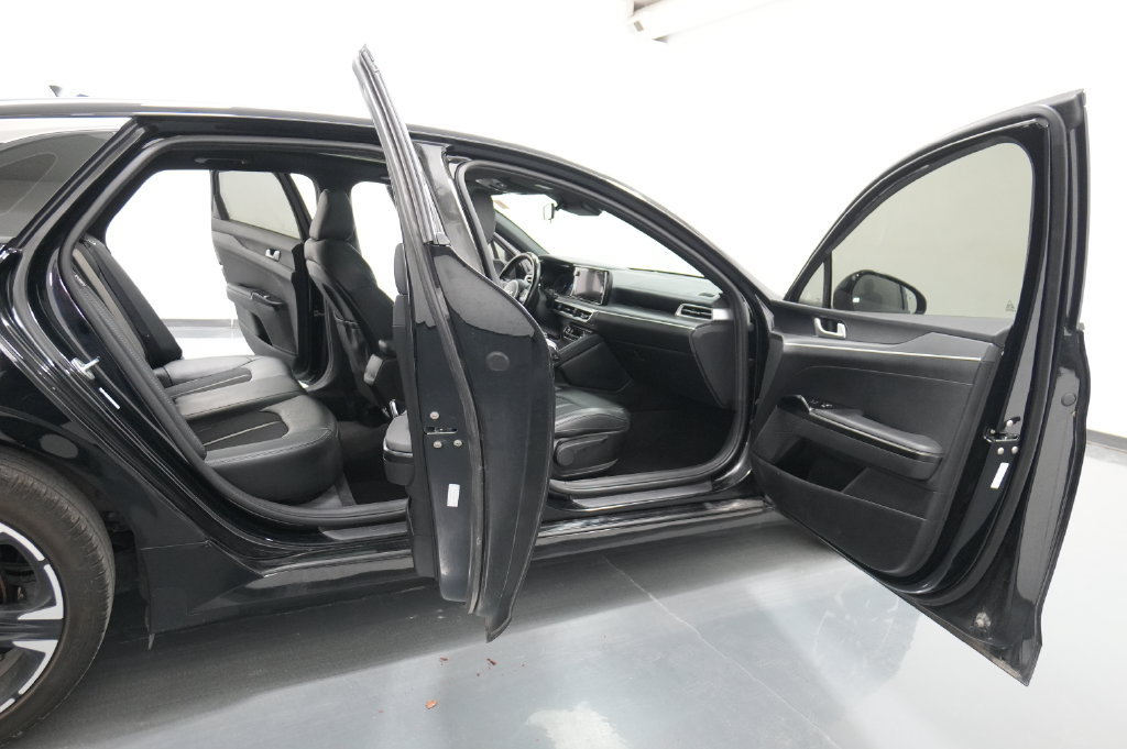 Used 2023 Kia K5 GT-Line FWD image 29