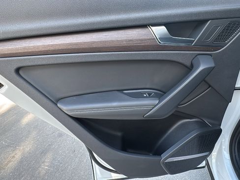 Used 2021 Audi Q5 2.0T Premium Plus image 16