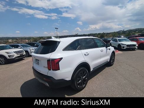 Used 2022 Kia Sorento SX Prestige w/ Rust Color Package AWD/4WD image 6