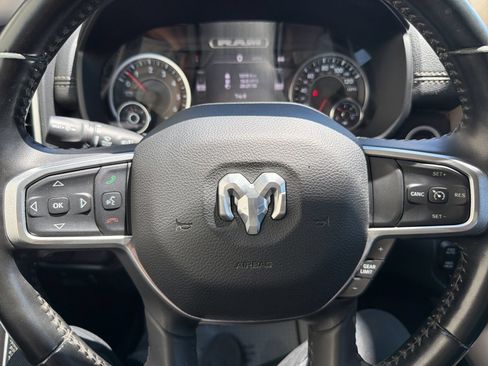 Used 2022 RAM 1500 Laramie AWD/4WD image 14