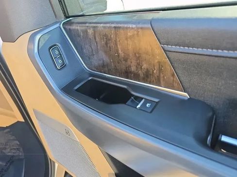 Used 2023 Ford F250 Lariat w/ Chrome Package AWD/4WD image 23