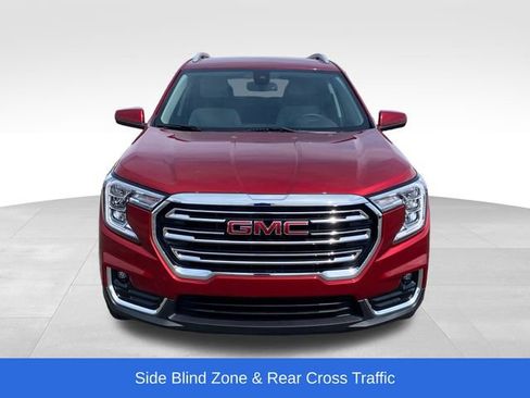 Certified 2023 GMC Terrain SLT w/ LPO, Floor Liner Package FWD image 2