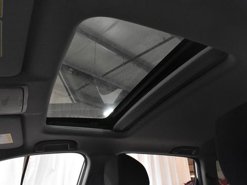 Used 2020 Honda CR-V EX image 4