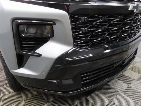 Used 2024 Chevrolet Traverse RS w/ LPO, Floor Liner Package image 53