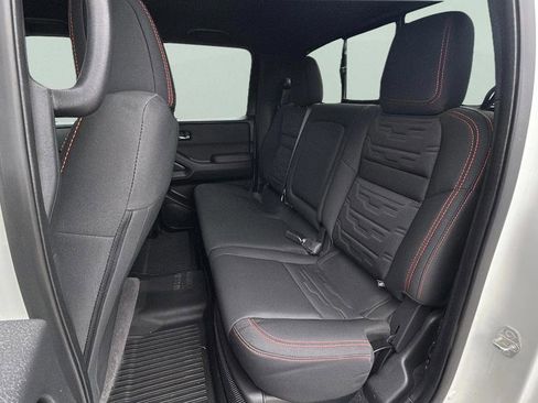 Used 2024 Nissan Frontier PRO-4X w/ Pro Convenience Package AWD/4WD image 16