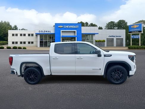 Used 2024 GMC Sierra 1500 Elevation w/ Max Trailering Package AWD/4WD image 3