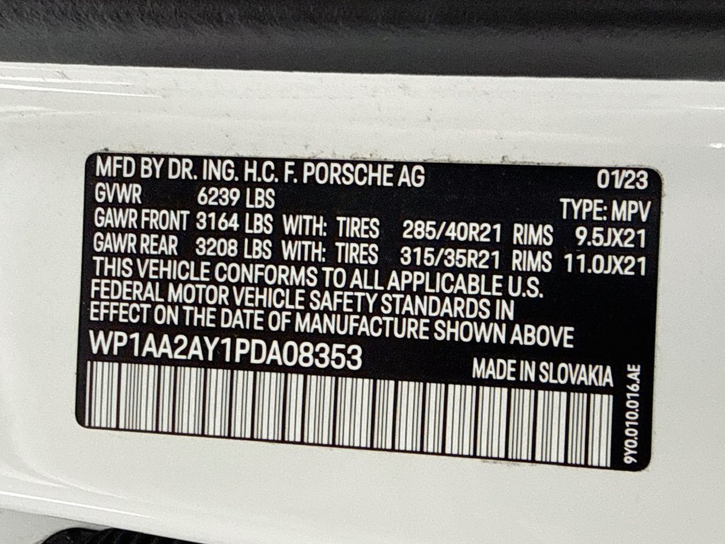 Certified 2023 Porsche Cayenne Platinum Edition AWD/4WD image 12