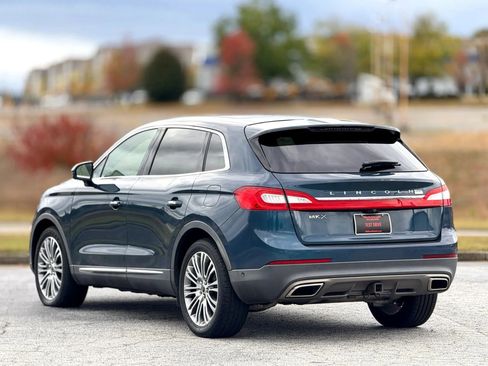 Used 2016 Lincoln MKX Reserve w/ Technology Package image 10