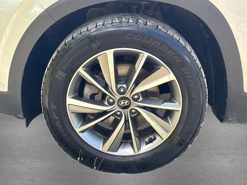 Used 2020 Hyundai Santa Fe SEL w/ Convenience + Premium Package image 15