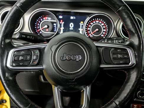 Used 2019 Jeep Wrangler Unlimited Rubicon w/ Cold Weather Group AWD/4WD image 21