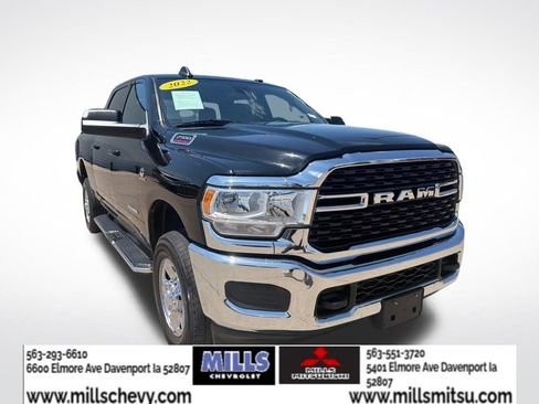 Used 2022 RAM 2500 Big Horn AWD/4WD image 3