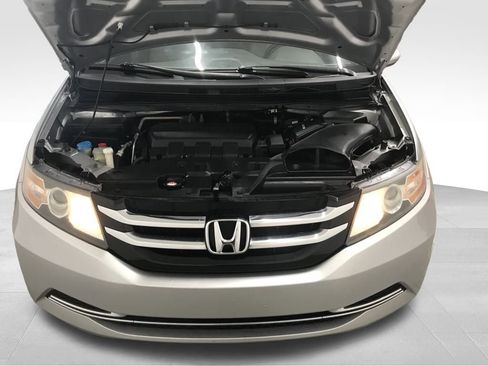 Used 2015 Honda Odyssey EX-L image 38
