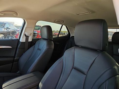 New 2025 Buick Envision Preferred image 5